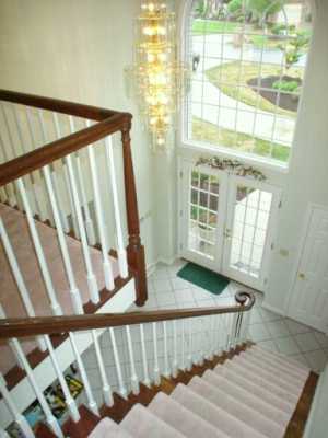 92 Chevalier Ct, Eighty Four, PA 15330 photo 2