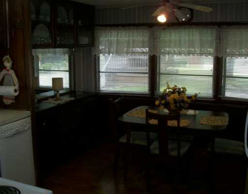 46 Crestview Ests, New Eagle, PA 15067 photo 5