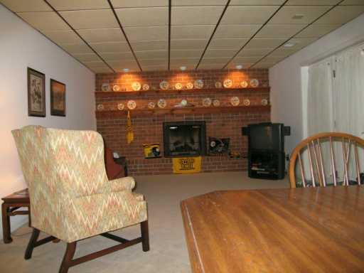2784 Walker Ct, Export, PA 15632 photo 7