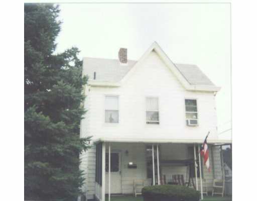 33 Webster St, Irwin, PA 15642 photo 1