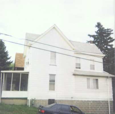 33 Webster St, Irwin, PA 15642 photo 7