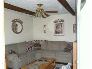 811 Maple Ave, New Eagle, PA 15067 photo 2
