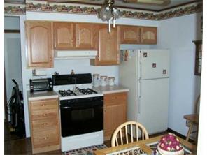 811 Maple Ave, New Eagle, PA 15067 photo 3