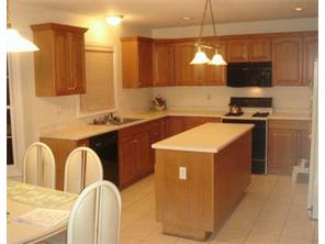 5601 Fox Chase Dr, Export, PA 15632 photo 2