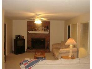 5601 Fox Chase Dr, Export, PA 15632 photo 3