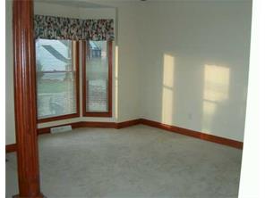 704 Winter Pine Dr, Mars, PA 16046 photo 3