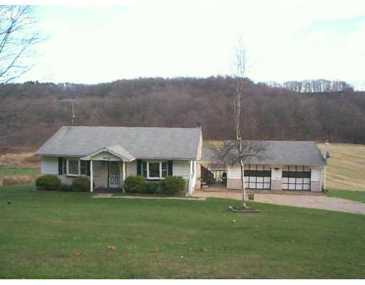9036 Five Points Rd, Creekside, PA 15732 photo 1