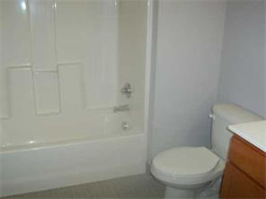 261 Mitchell Ave, Clairton, PA 15025 photo 4