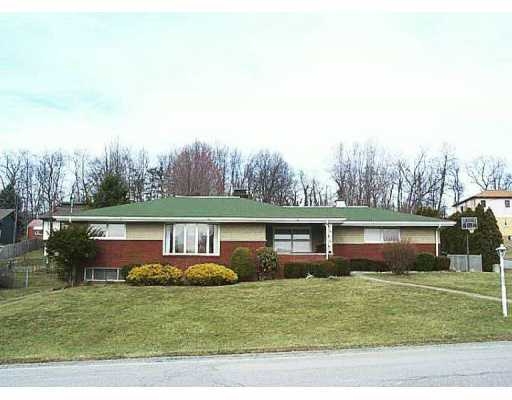 12359 Adams Dr, Irwin, PA 15642 photo 1