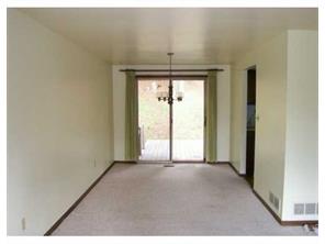 102 Mamont Dr, Export, PA 15632 photo 3