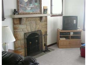 111 Clara St, Pittsburgh, PA 15209 photo 2