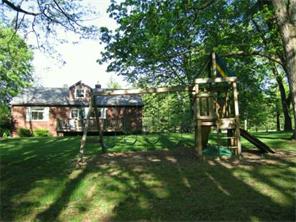2776 Walker Ct, Export, PA 15632 photo 6