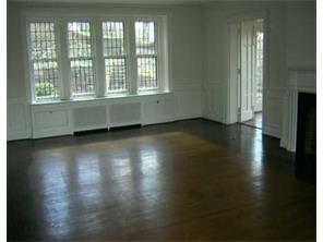 1085 Devon Rd, Pittsburgh, PA 15217 photo 5