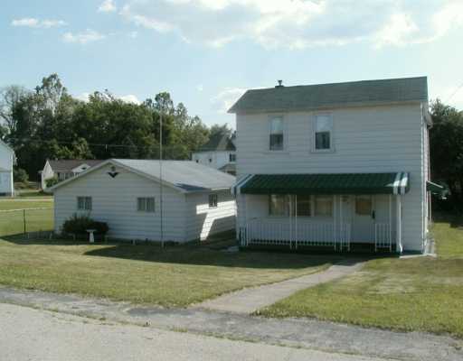 139 Pennsylvania Ave, Everson, PA 15631 photo 1