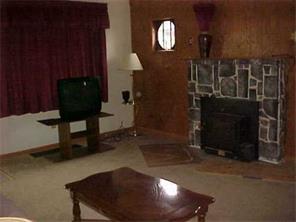 1144 Walnut, Monaca, PA 15061 photo 4