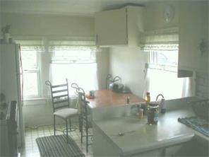 211 Hook St, Mars, PA 16046 photo 4