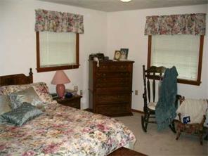650 Adele Dr, Irwin, PA 15642 photo 6