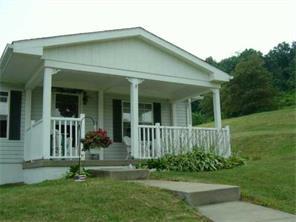 138 Roberts Rd, Eighty Four, PA 15330 photo 5