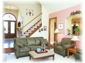 2007 Arlington Ct, Export, PA 15632 photo 2