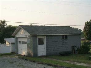 405 E Second St, Derry, PA 15627 photo 4