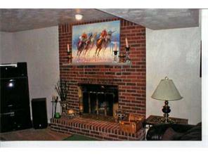 1 Barri Dr, Irwin, PA 15642 photo 5