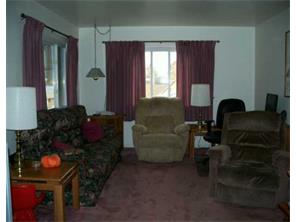 2 Washington St, Coraopolis, PA 15108 photo 4