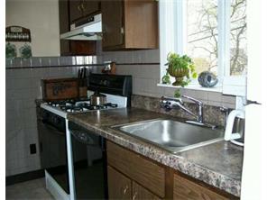 2 Washington St, Coraopolis, PA 15108 photo 6
