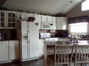 111 Coventry Dr, Monaca, PA 15061 photo 3