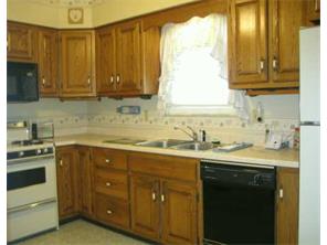 751 Five Pines Rd, Irwin, PA 15642 photo 2