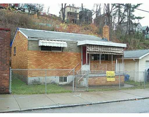 250 Fleet St, Braddock, PA 15104 photo 1