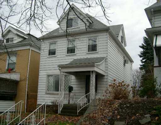 199 Washington Ave, Vandergrift, PA 15690 photo 1