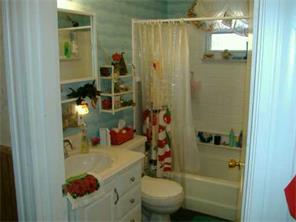 409 Seddon Ave, Braddock, PA 15104 photo 8