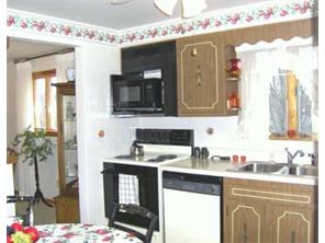 914 Ash St, Irwin, PA 15642 photo 6