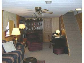 914 Ash St, Irwin, PA 15642 photo 7