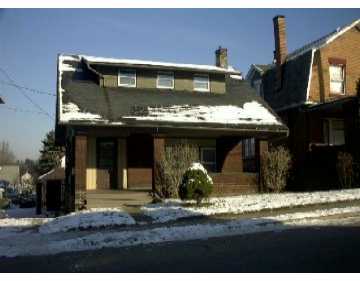 1120 Roemer Blvd, Farrell, PA 16121 photo 1