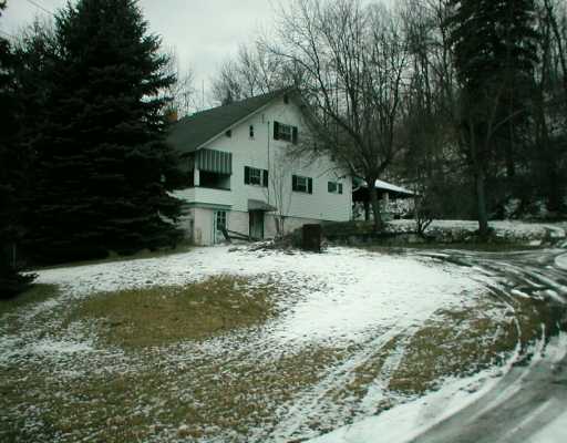 2842 River Road, Vandergrift, PA 15690 photo 1