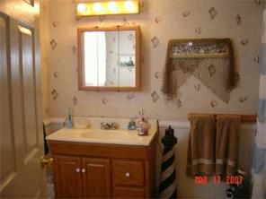1141 Walnut St, Monaca, PA 15061 photo 6