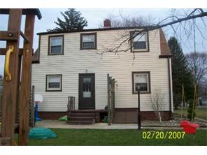 1106 Nesbit, Vandergrift, PA 15690 photo 2