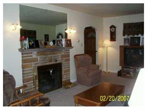 1106 Nesbit, Vandergrift, PA 15690 photo 4