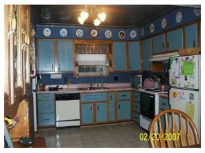 1106 Nesbit, Vandergrift, PA 15690 photo 3