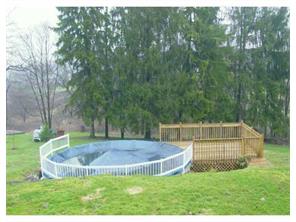3978 Utah Ct, Export, PA 15632 photo 2