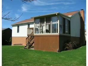 320 Rizzi Dr, Irwin, PA 15642 photo 2