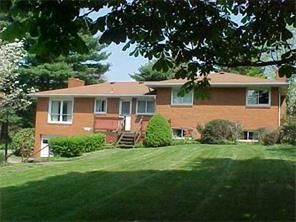 411 Kleiner Crt, Cheswick, PA 15024 photo 3
