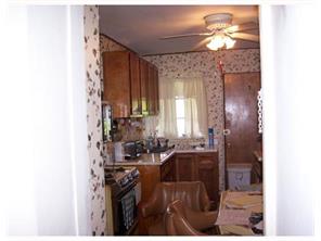 633 1st St, Braddock, PA 15104 photo 5