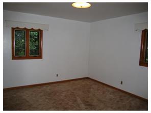 153 Latimer Ave, Strabane, PA 15363 photo 6