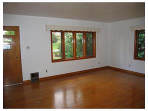 153 Latimer Ave, Strabane, PA 15363 photo 4