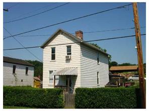 125 Union St, New Eagle, PA 15067 photo 1
