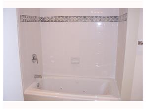  2040 Wilcox Cir, Murrysville, PA 15668 photo 5