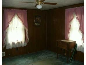 2001 Shaw, Irwin, PA 15642 photo 5