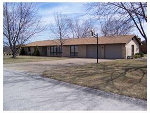 46 Meadowcrest Dr, Cecil, PA 15321 photo 1
